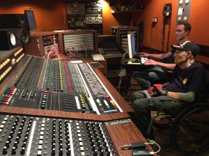 Aux Sunset Sound Studios à Los Angeles, le 13 octobre 2016